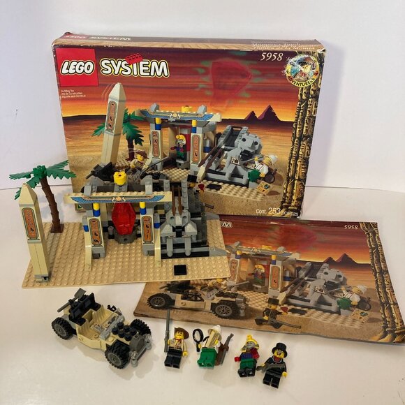 Lego 5958 System Adventurers Mummy’s Tomb 100% Complete w/Manual + Minifigs - Picture 1 of 16